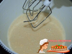 пирог с яблоками в мультиварке
